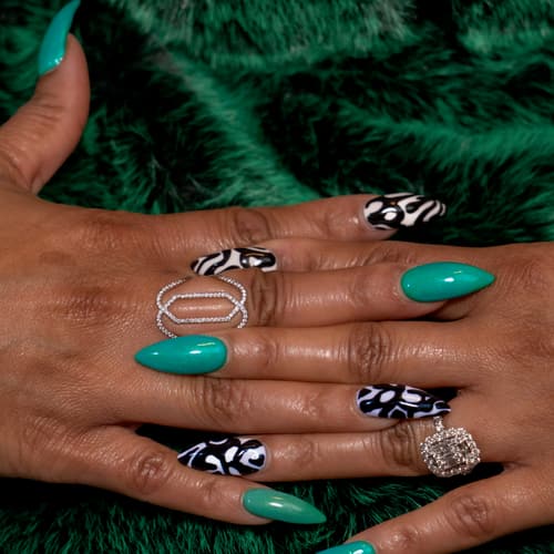 Custom Nails — photo 7