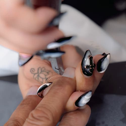 Custom Nails — photo 8